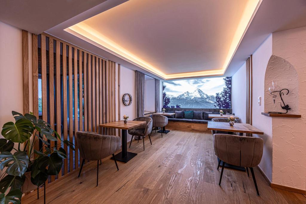 國王湖住宿推薦-Hotel AlpinaRos